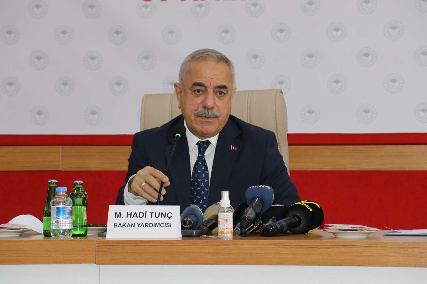 Tarım ve Orman Bakan Yardımcısı Tunç: Kuraklık Doğu, Güneydoğu ve İç Anadolu Bölgesi’nde etkili oldu Tarım ve Orman Bakan Yardımcısı Tunç: Kuraklık Doğu, Güneydoğu ve İç Anadolu Bölgesi’nde etkili oldu